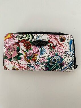Ed Hardy White Zip Wallet with Multicolor Tattoo Floral & Skull Design
